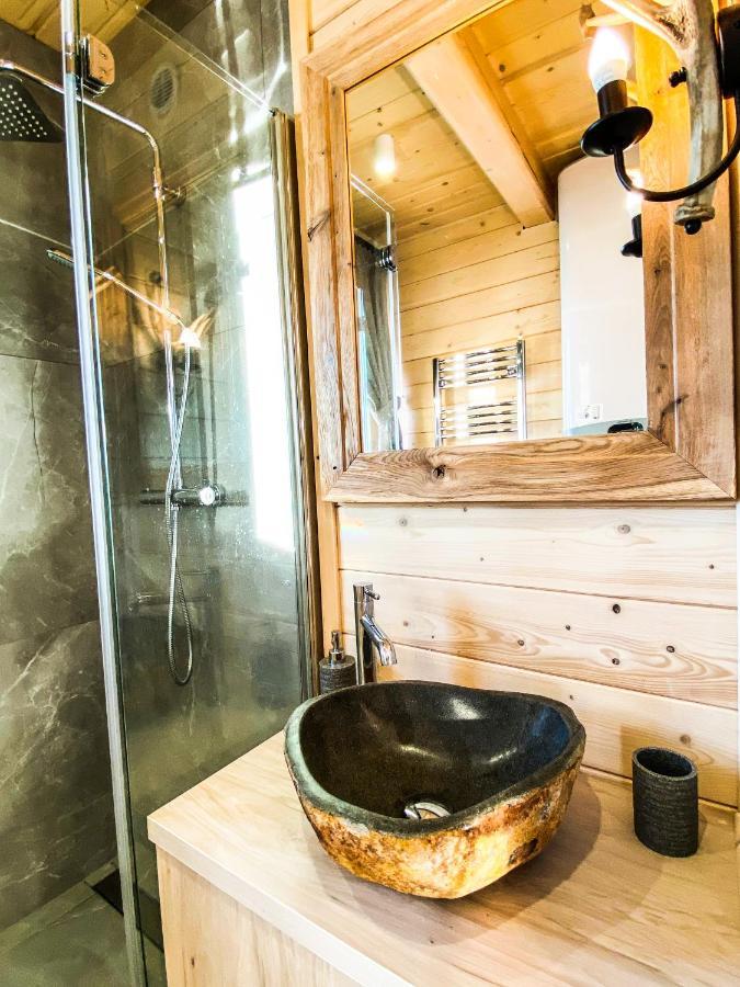 Osada Janosika Jacuzzi Drewniany Domek Na Odludziu Klikuszowa Экстерьер фото